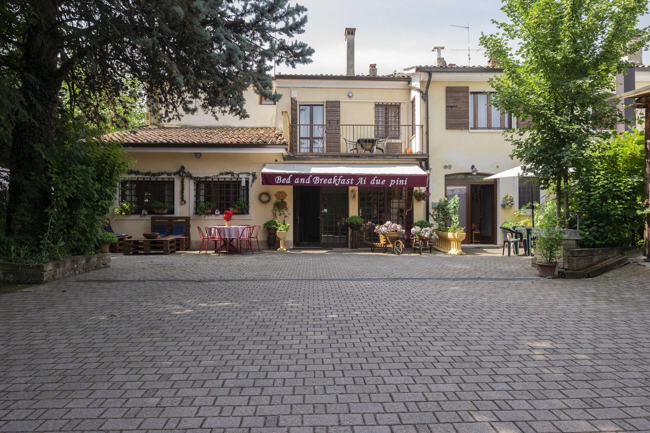 Ai Due Pini B&B Пескантина Экстерьер фото